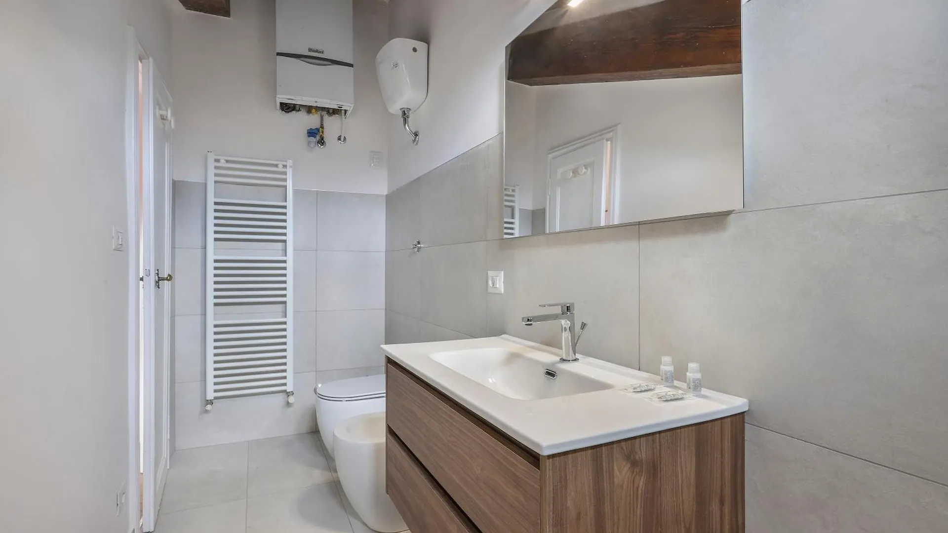Palazzo Borghese Apartment With Panoramic Terrace Florence