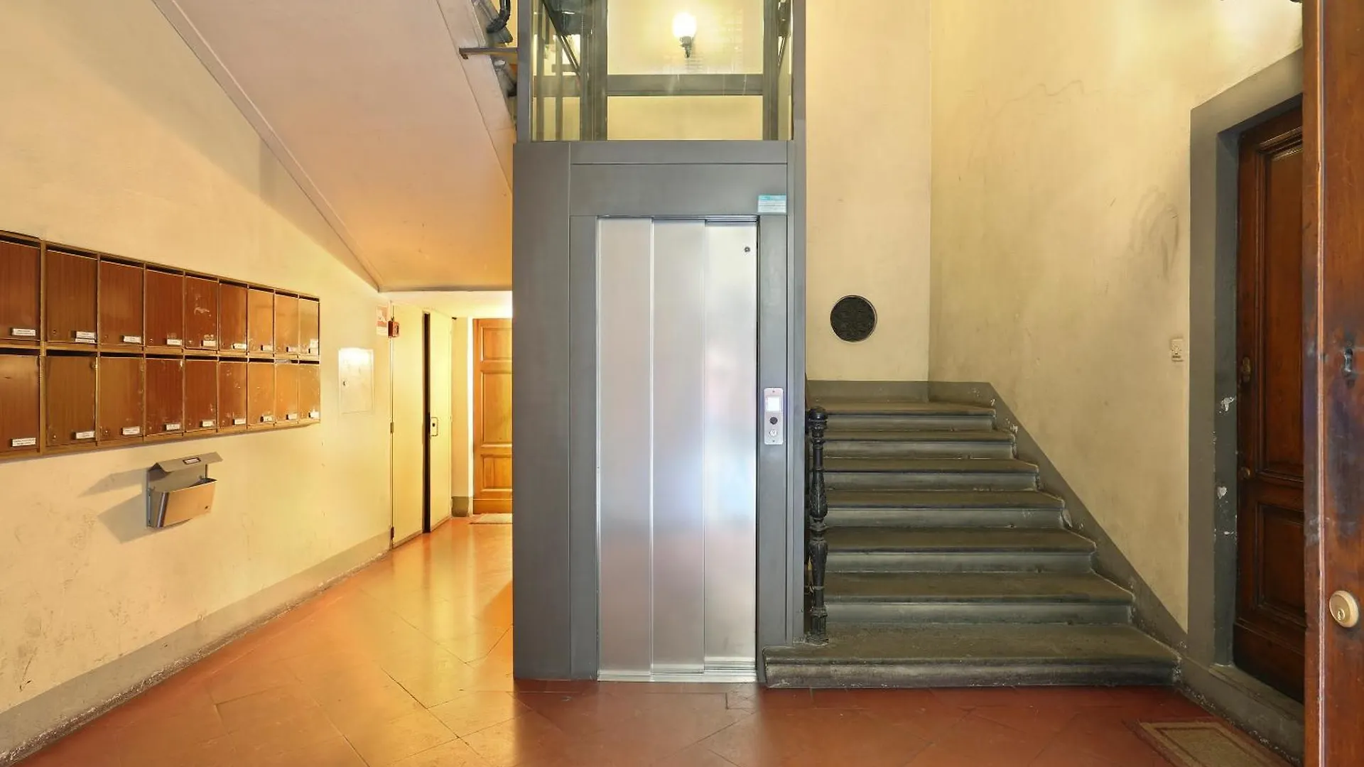Palazzo Borghese Apartment With Panoramic Terrace Florencie 0*,  Itálie